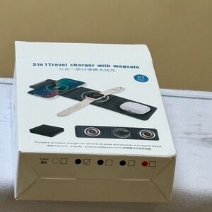 3-in-1 Wireless Travel Charger with MagSafe